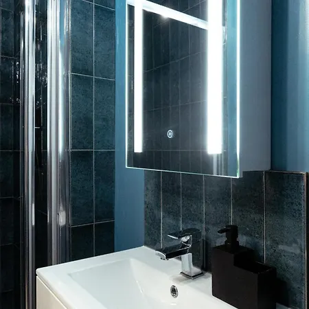 Appartement Moderne - Hyper-central Et Calme